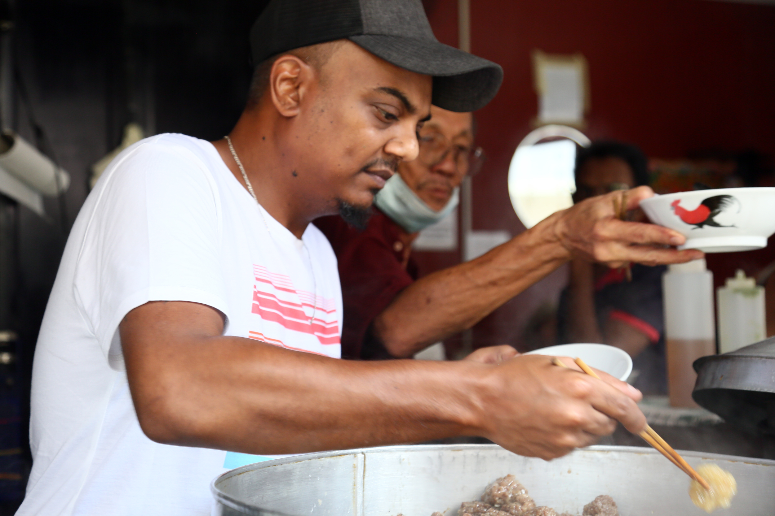 TOURNAGE BELLES D'AME A L?ILE MAURICE - En partenariat avec la MTPA - Visite Guidée Food Tour avec Taste Buddies avec le Chef Rudy